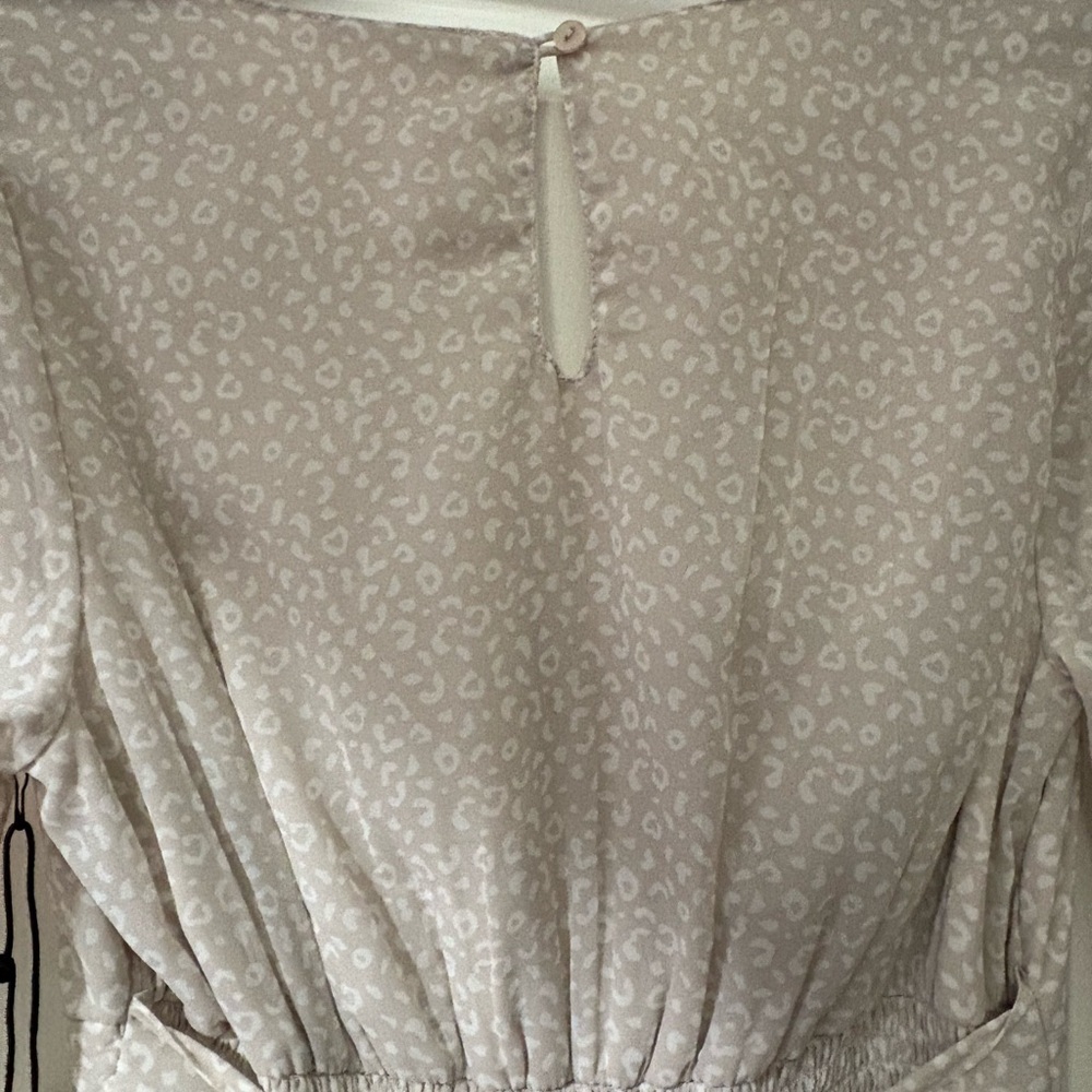 Chic Beige Long Sleeve Dress - Picture 6 of 7